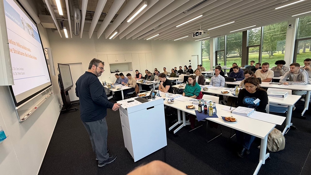 Microelectronics Technology Seminar 2025 – Successful Training at IMS CHIPS